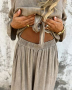 Conjunto de 2 Piezas con Mono Largo de Pierna Ancha para Mujer con Camisa de Botones y Lazo Frontal®