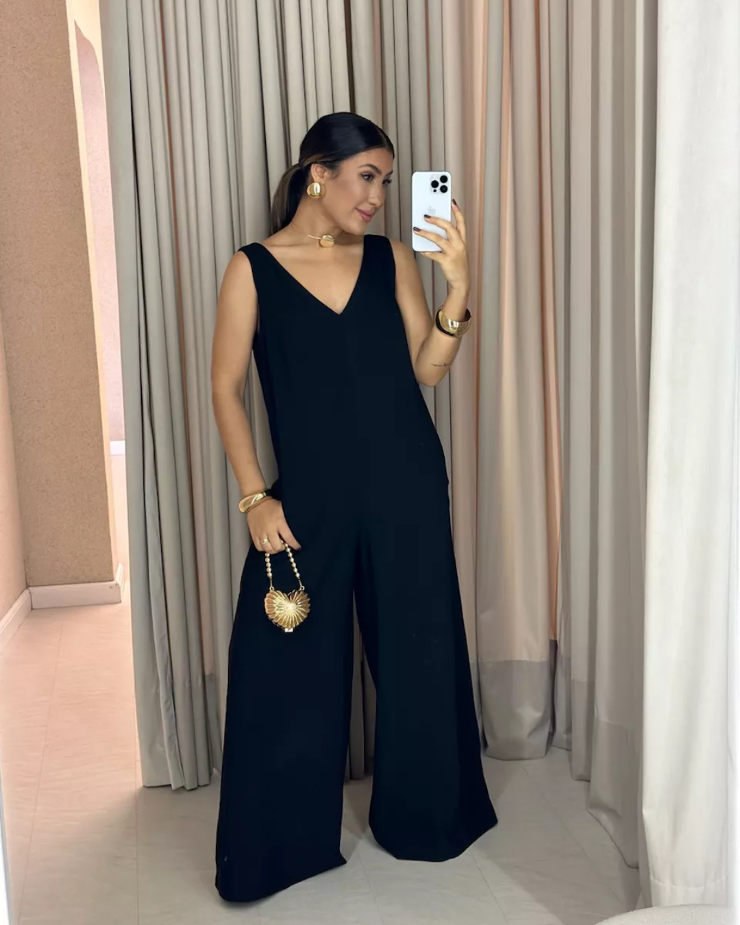 Conjunto Casual de Mujer con Cuello en V en Color Liso